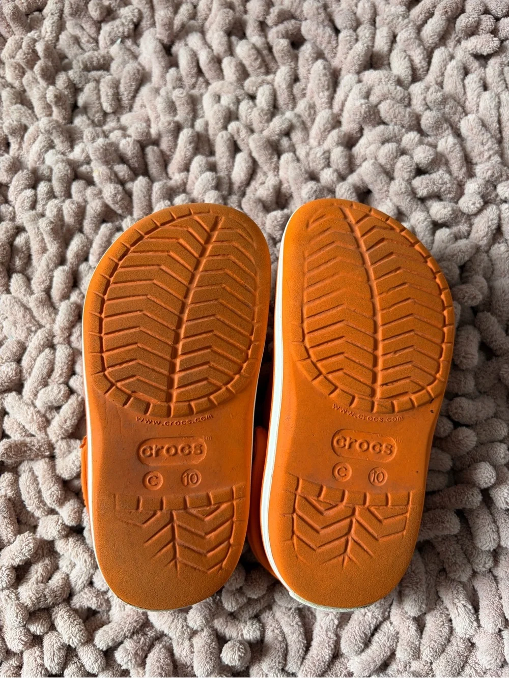 CROCS Kids Classic Clog in Bright Orange